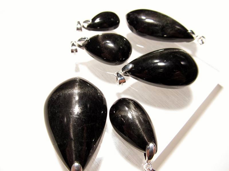 ブラックスターペンダントトップ