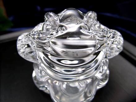 クリスタルガラス 置物 透明 銭蛙 瑞獣
