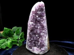 5Aアメジスト【紫水晶】クラスター ベースカット