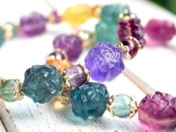 マルチカラーフローライト【蛍石】薔薇デザインブレスレット