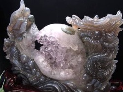 龍穴アゲート龍神彫刻