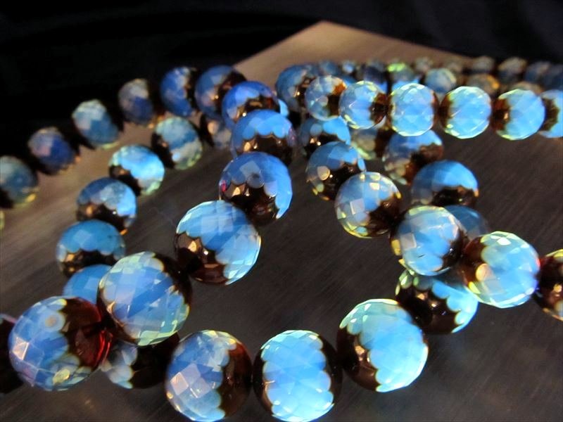 ◇希少入荷！◇ポーランド直送 天然琥珀◇透明度抜群！カットタイプ