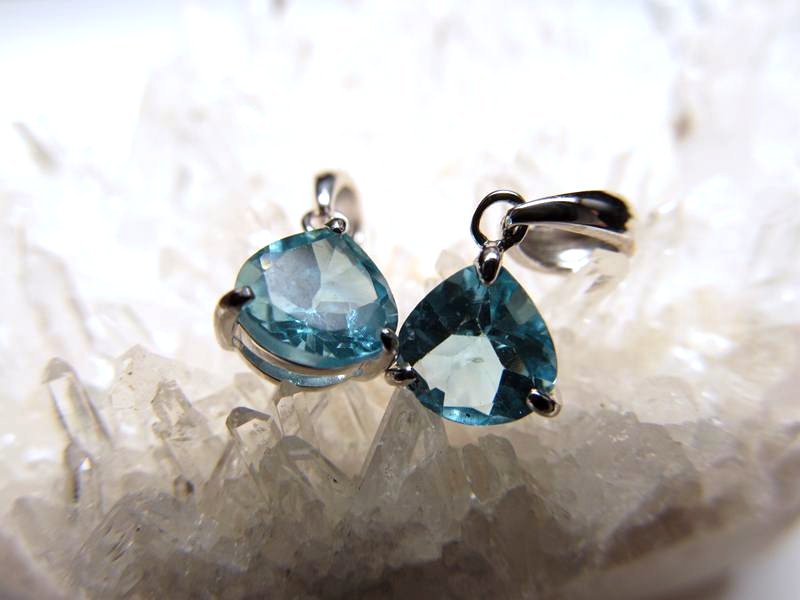 ブルーアパタイトペンダントトップ