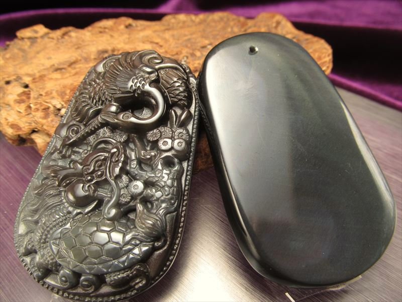 龍亀 ロングイ レッドオブシディアン