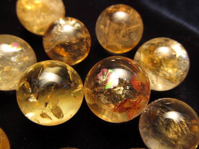 七星陣 【財運・金運・事業運up❗️】レインボー☆タイチンルチル 丸玉 A702 七星陣 【財運・金運・事業運up❗️】レインボー☆タイチンルチル 丸玉