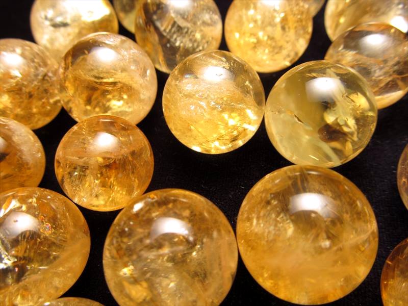 七星陣 【財運・金運・事業運up❗️】レインボー☆タイチンルチル 丸玉 A702 七星陣 【財運・金運・事業運up❗️】レインボー☆タイチンルチル 丸玉