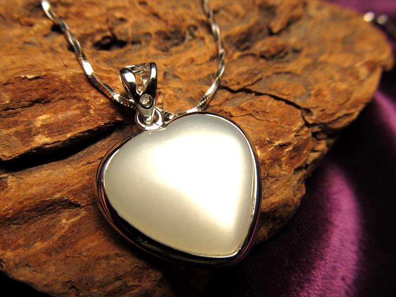 ★特選一石★愛を伝える石【200gホワイトムーンストーン『月長石』さざれ】❤ ☆特選一石☆愛を伝える石【200gホワイトムーンストーン『月長石