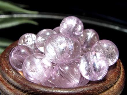 クンツァイト リチア輝石 ビーズ 9月の誕生石