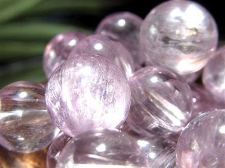 クンツァイト リチア輝石 ビーズ 9月の誕生石