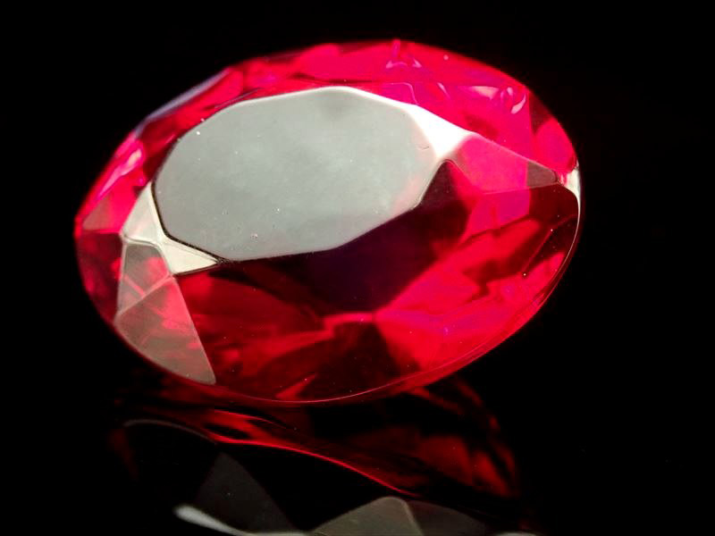 ◇限定入荷！◇輝くダイヤモンドカット◇発色美しいリトアニアアンバー