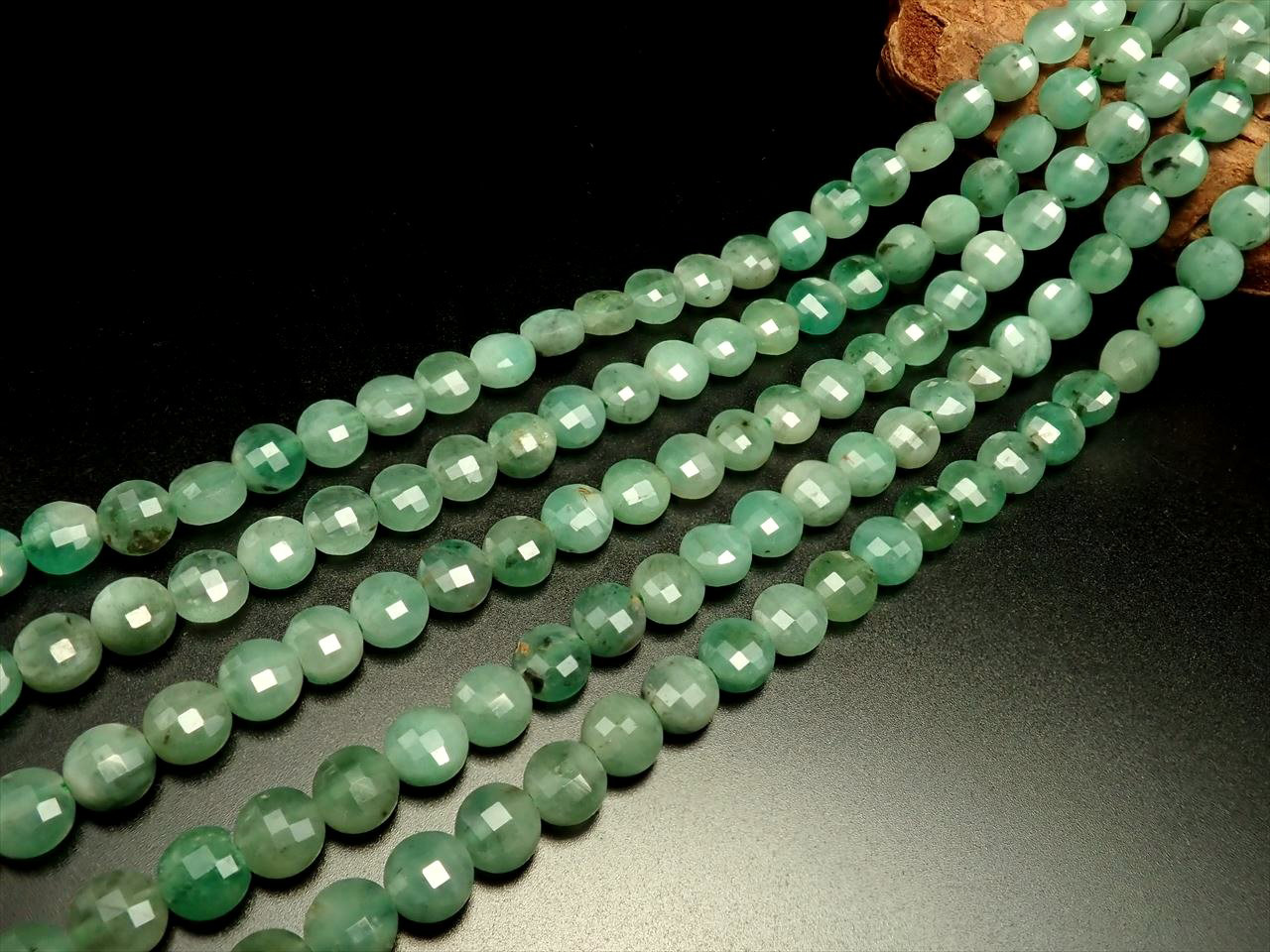 エメラルドコインカット連