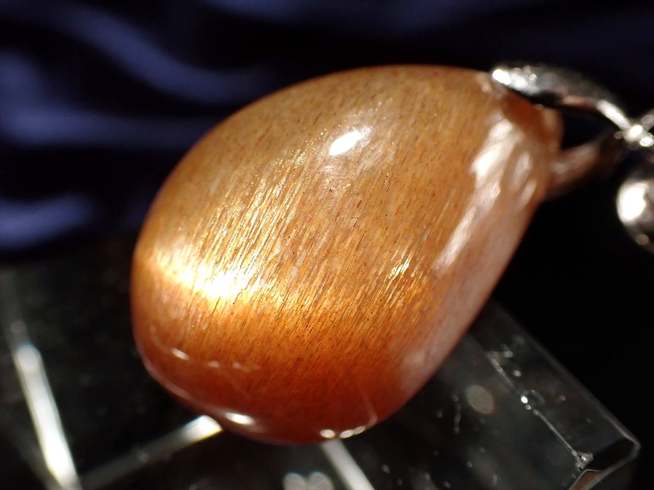 ゴールデンキャッツアイサンストーン