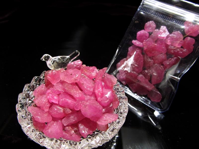 ピンクサファイア ★ ベトナム産 鉱物標本 原石 宝石 鉱石 ルビー 天然石 6 ◇限定入荷！◇極上！美結晶ピンクサファイア原石◇希少カラー