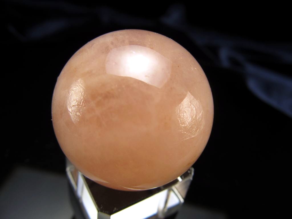 オレンジモルガナイト