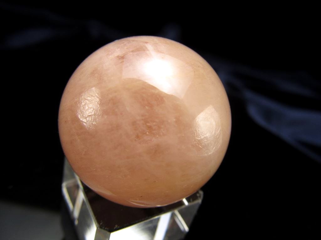 オレンジモルガナイト