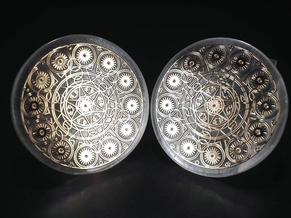 セレナイト ジプサム 透石膏 聖母マリアのガラス キャッツアイ