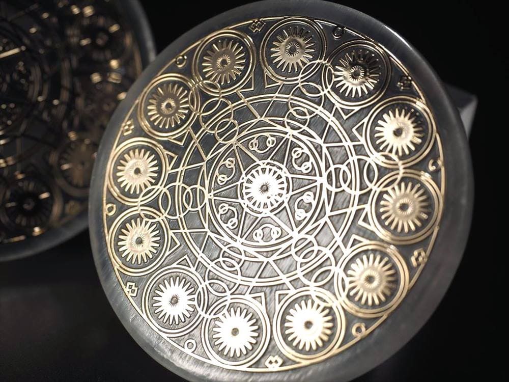 セレナイト ジプサム 透石膏 聖母マリアのガラス キャッツアイ