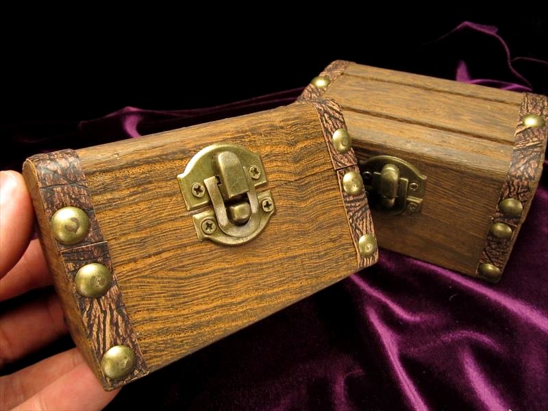 なな❣️アンティーク調 ダストBOX 物入 収納 ドールペイント