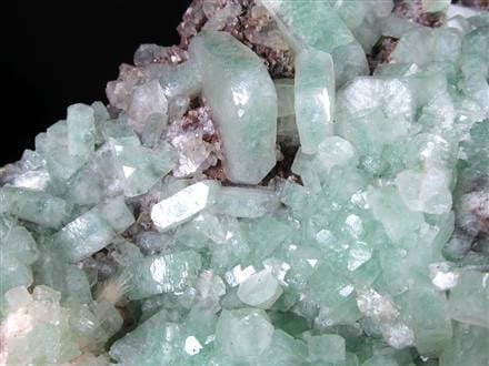 アポフィライト 魚眼石 クラスター 原石 ゼオライト