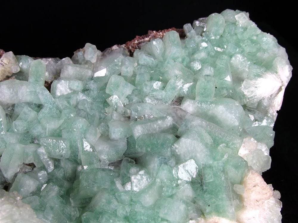 アポフィライト 魚眼石 クラスター 原石 ゼオライト