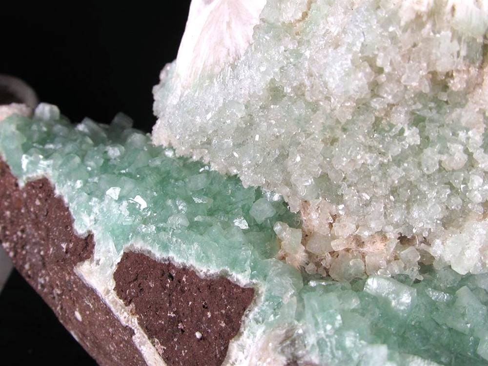 アポフィライト 魚眼石 クラスター 原石 ゼオライト