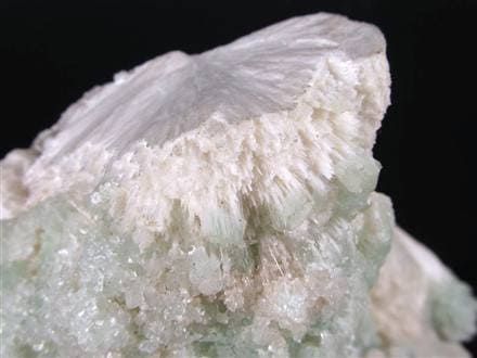 アポフィライト 魚眼石 クラスター 原石 ゼオライト