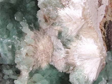 アポフィライト 魚眼石 クラスター 原石 ゼオライト