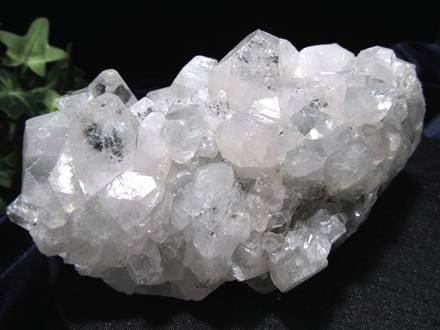 アポフィライト 魚眼石 クラスター 原石 ゼオライト