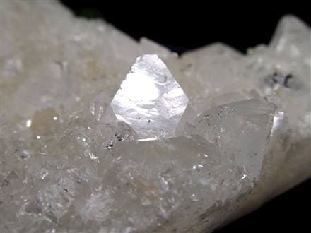 アポフィライト 魚眼石 クラスター 原石 ゼオライト