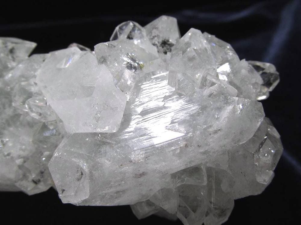 アポフィライト 魚眼石 クラスター 原石 ゼオライト