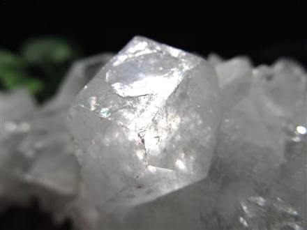 アポフィライト 魚眼石 クラスター 原石 ゼオライト