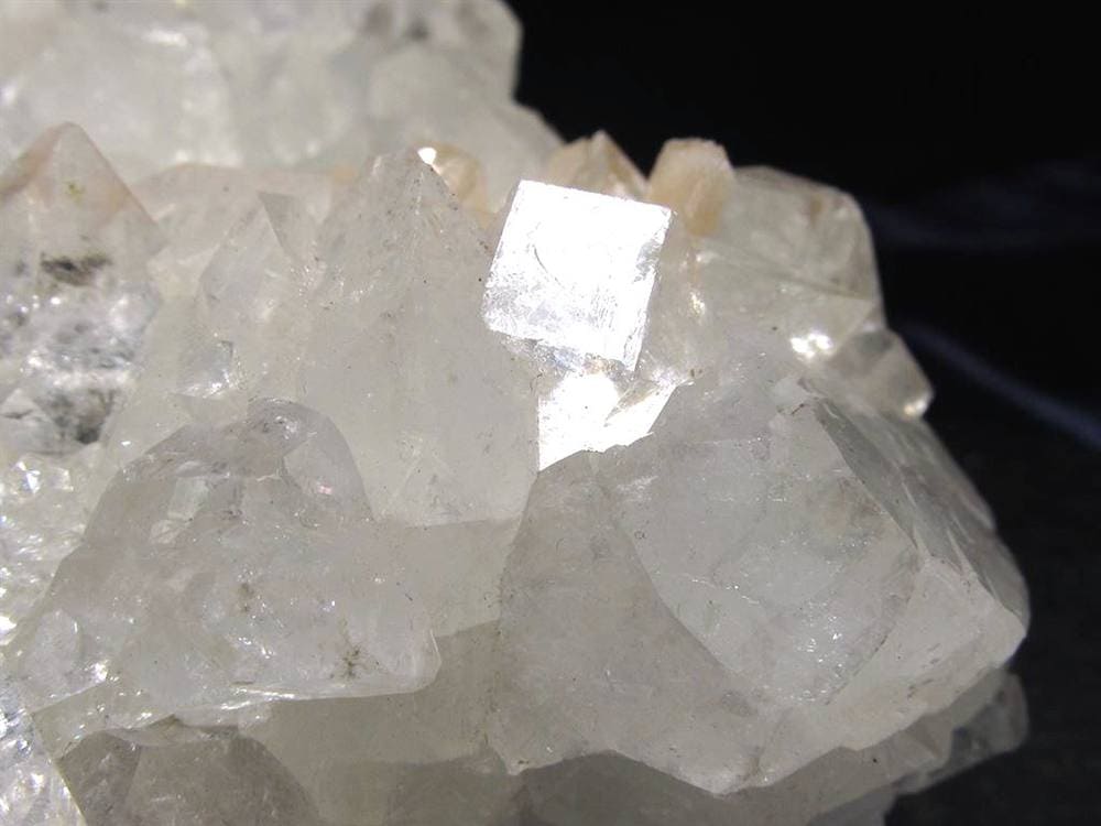 アポフィライト 魚眼石 クラスター 原石 ゼオライト