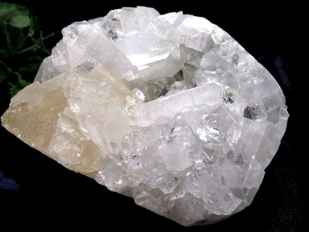 アポフィライト 魚眼石 クラスター 原石 ゼオライト