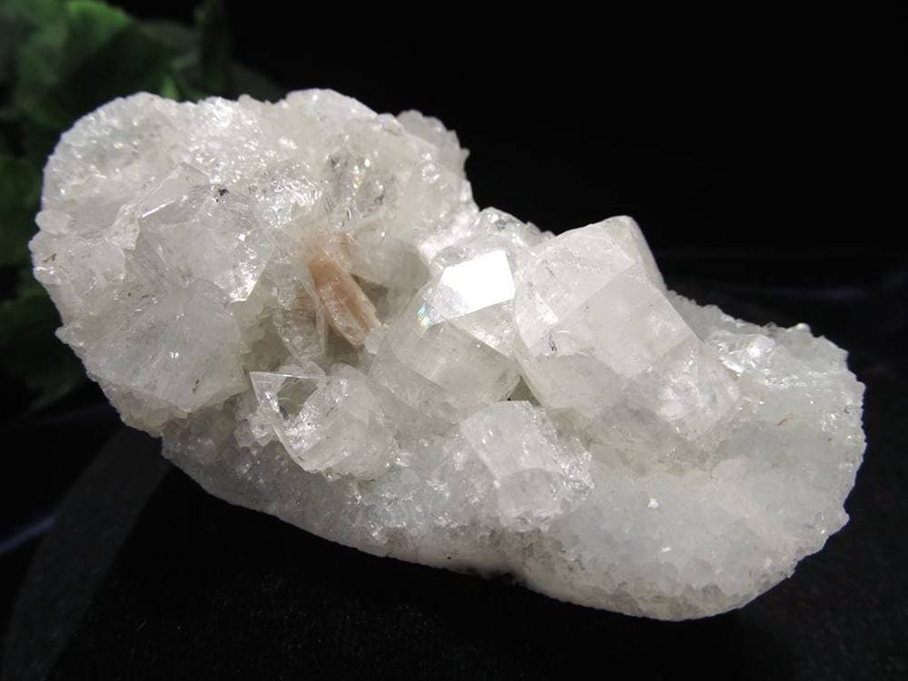 アポフィライト 魚眼石 クラスター 原石 ゼオライト