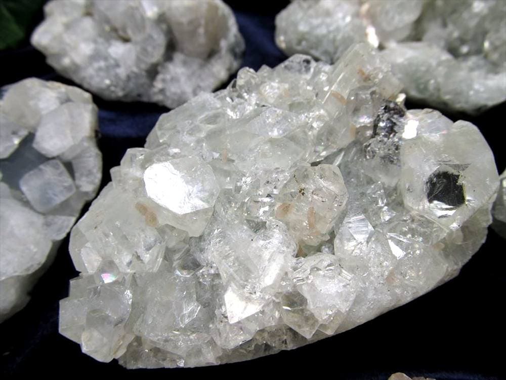 クラスターセット アポフィライト スティルバイト ヒューランダイト クラスター 詰め合わせ