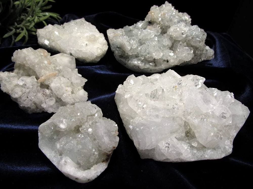 クラスターセット アポフィライト スティルバイト ヒューランダイト クラスター 詰め合わせ