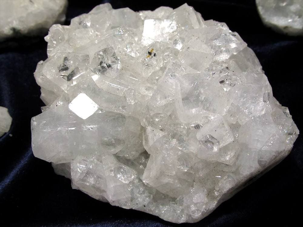 クラスターセット アポフィライト スティルバイト ヒューランダイト クラスター 詰め合わせ