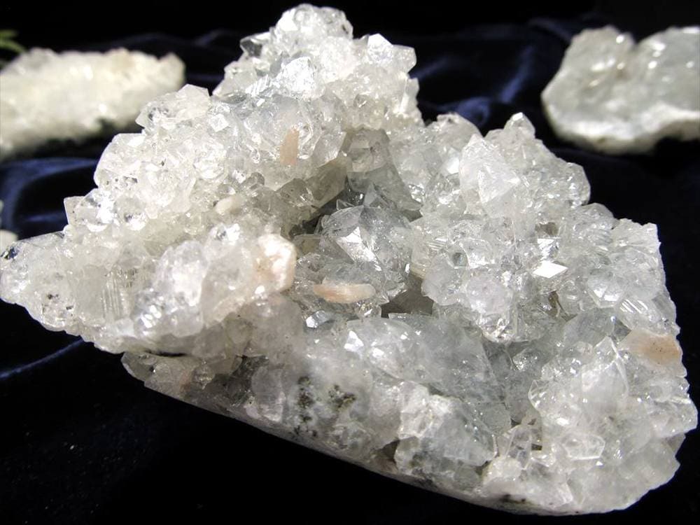 クラスターセット アポフィライト スティルバイト ヒューランダイト クラスター 詰め合わせ