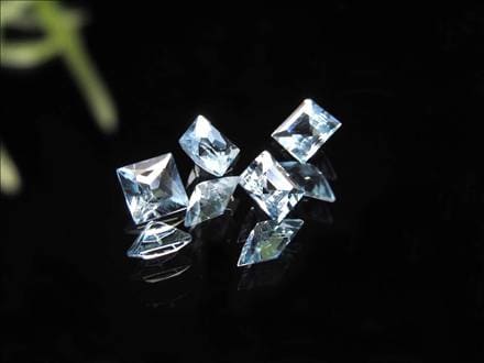 アクアマリンルース 宝石 スピリチュアル ジュエリー ジェム