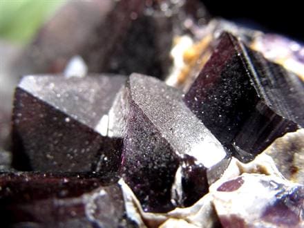 アメジスト 紫水晶 クラスター インド・マハーラーシュトラ州産 原石