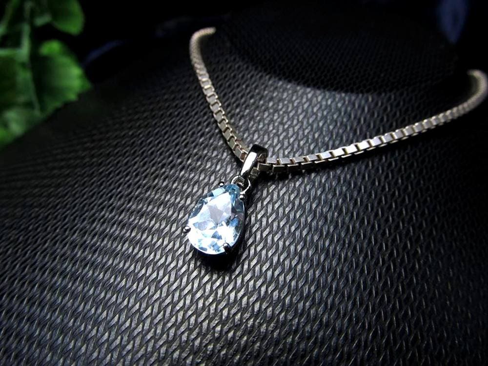 スイスブルートパーズ ペンダントトップ Silver925 シルバー トパーズ