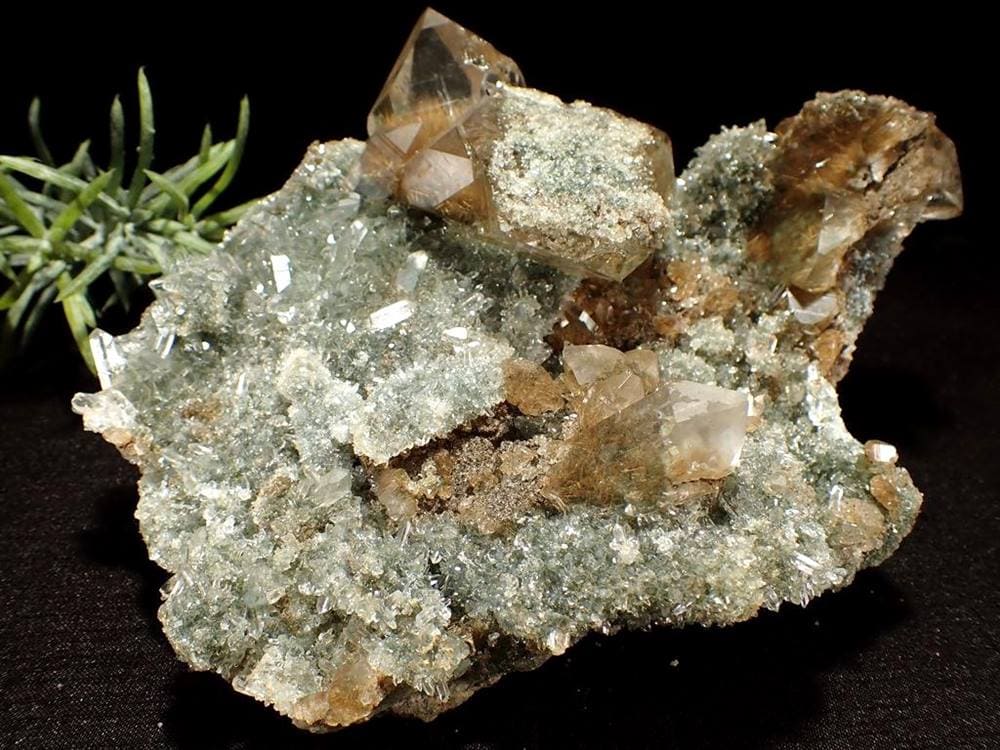 マニハール産 ヒマラヤ マニハール産水晶 水晶クラスター ゴールドルチル