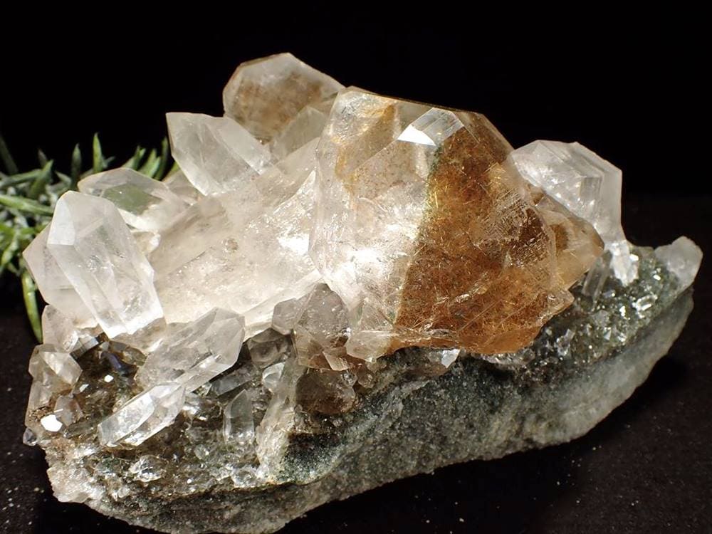 マニハール産 ヒマラヤ マニハール産水晶 水晶クラスター ゴールドルチル