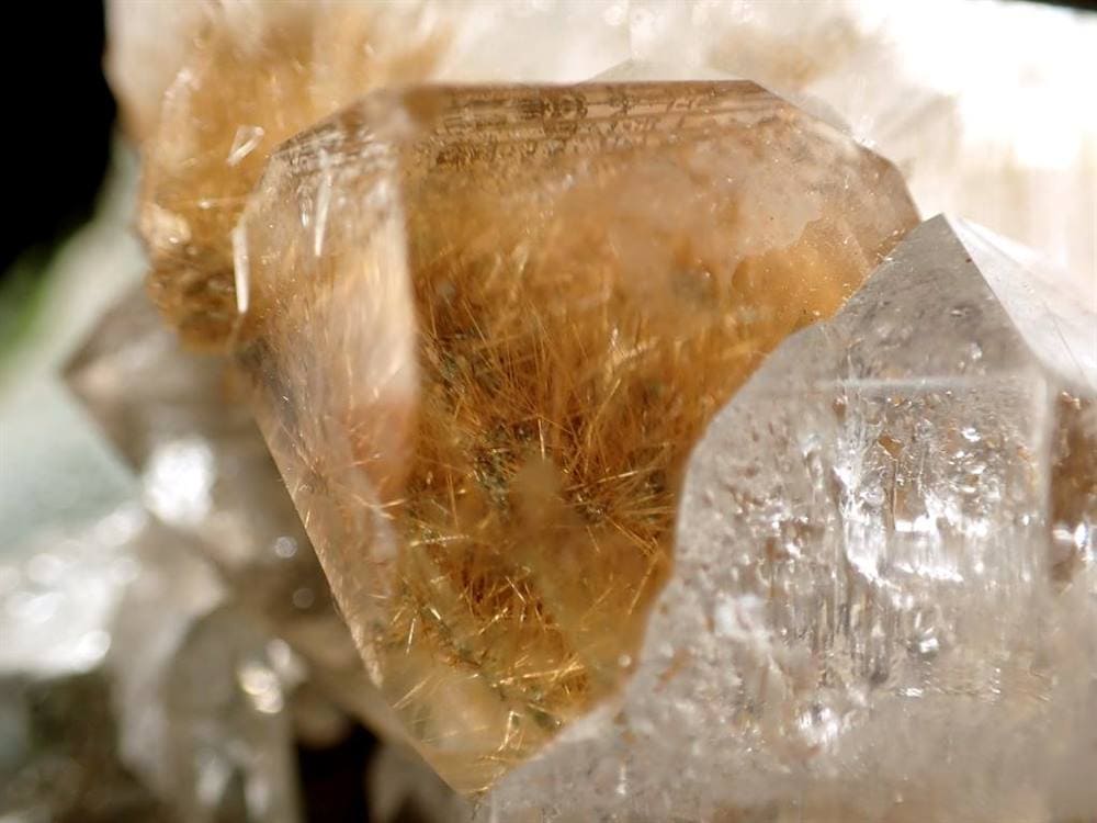 マニハール産 ヒマラヤ マニハール産水晶 水晶クラスター ゴールドルチル