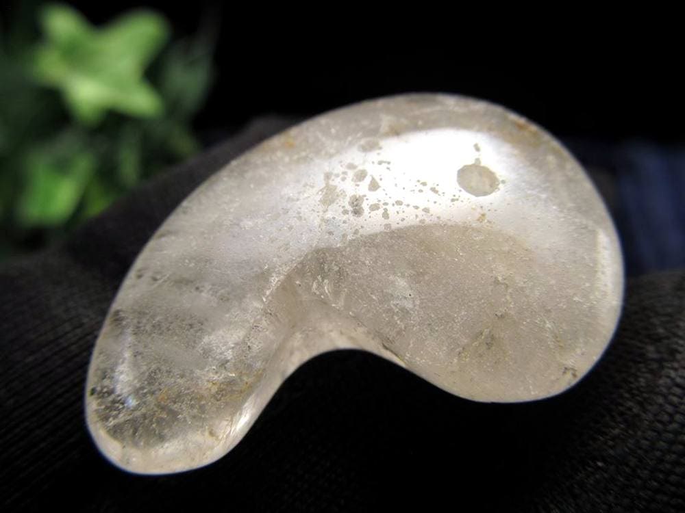 マニハール産 ヒマラヤ マニハール産水晶 勾玉