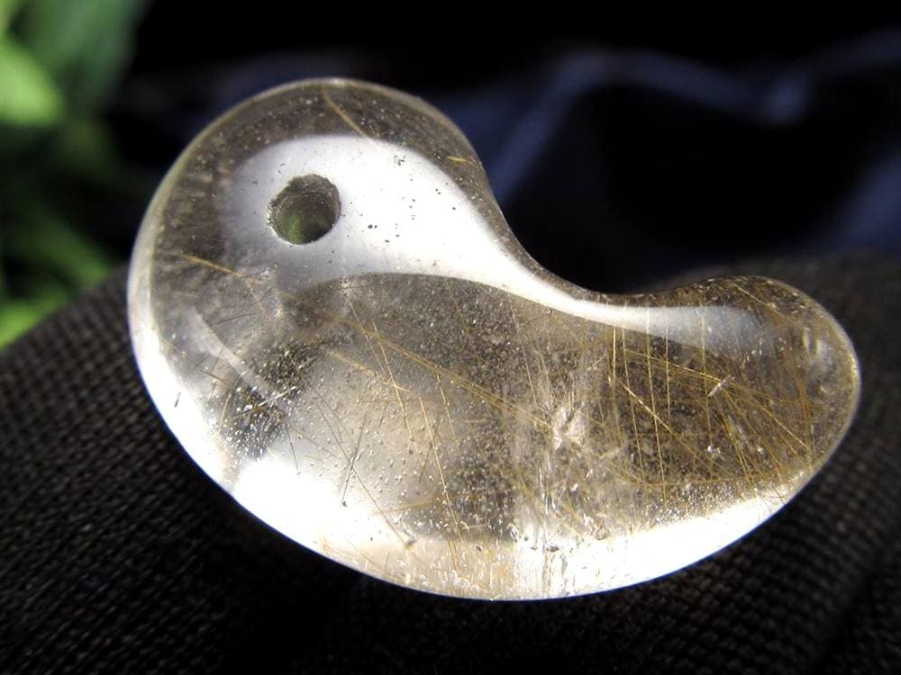 マニハール産 ヒマラヤ マニハール産水晶 勾玉
