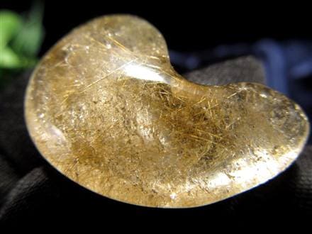 マニハール産 ヒマラヤ マニハール産水晶 勾玉