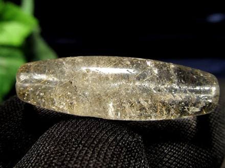 マニハール クォーツ 天珠型 ビーズ石 ヒマラヤ山脈 水晶 御守り