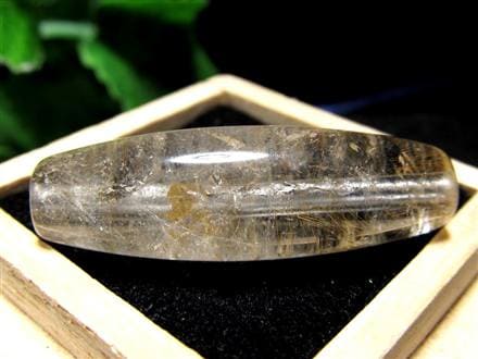 マニハール クォーツ 天珠型 ビーズ石 ヒマラヤ山脈 水晶 御守り
