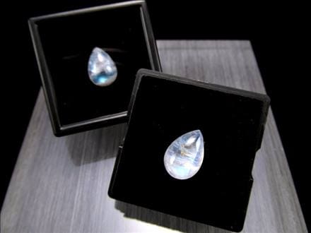 ムーンストーンカボション